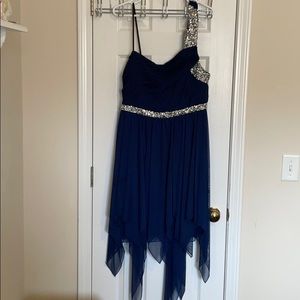 Beautiful Navy Homecoming Dress!